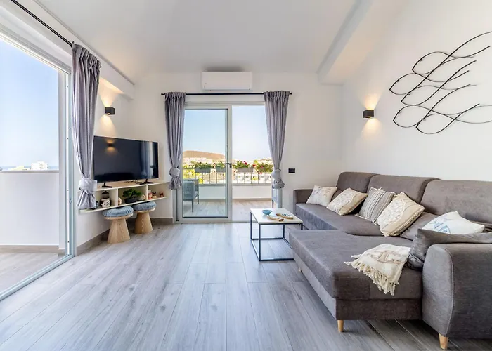 La Casa De Playa - ático Con Jacuzzi Y Vista Mar Los Cristianos (Tenerife)