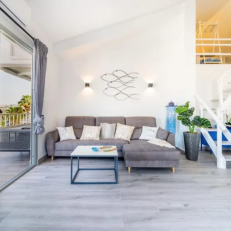 La Casa De Playa - Atico Con Jacuzzi Y Vista Mar