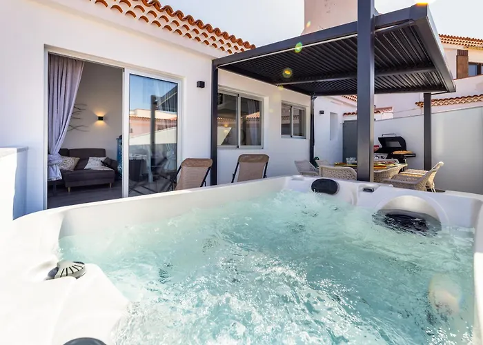 La Casa De Playa - Atico Con Jacuzzi Y Vista Mar Διαμέρισμα *