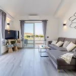 La Casa De Playa - Atico Con Jacuzzi Y Vista Mar Los Cristianos (Tenerife)