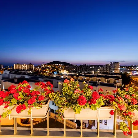 La Casa De Playa - Atico Con Jacuzzi Y Vista Mar Los Cristianos (Tenerife)