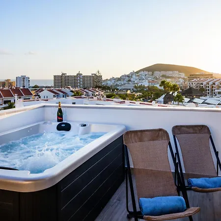 Lejlighed La Casa De Playa - Atico Con Jacuzzi Y Vista Mar Los Cristianos (Tenerife)