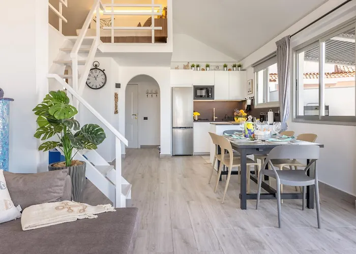 La Casa De Playa - Atico Con Jacuzzi Y Vista Mar Lejlighed