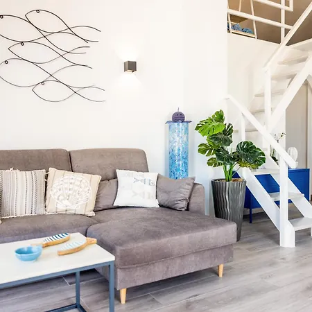 Apartamento La Casa De Playa - ático Con Jacuzzi Y Vista Mar *
