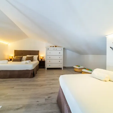 Apartamento La Casa De Playa - ático Con Jacuzzi Y Vista Mar