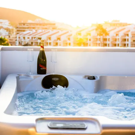 Apartamento La Casa De Playa - ático Con Jacuzzi Y Vista Mar *